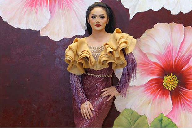 Krisdayanti Ulang Tahun,...