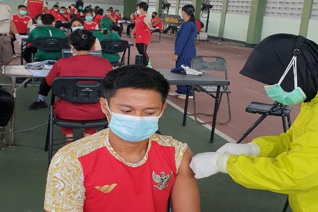 Jaga Imunitas, Karateka...