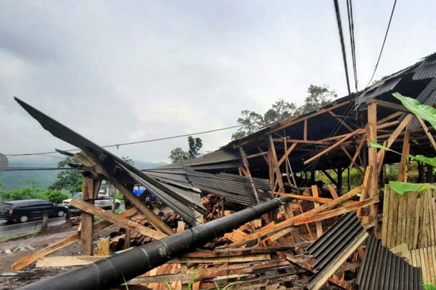 Satu Rumah Warga Nonongan...