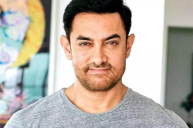 Aktor Bollywood Amir...