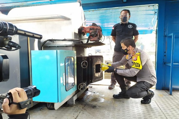 Gunakan Incenerator,...