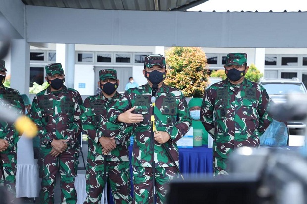 Panglima TNI Tinjau...