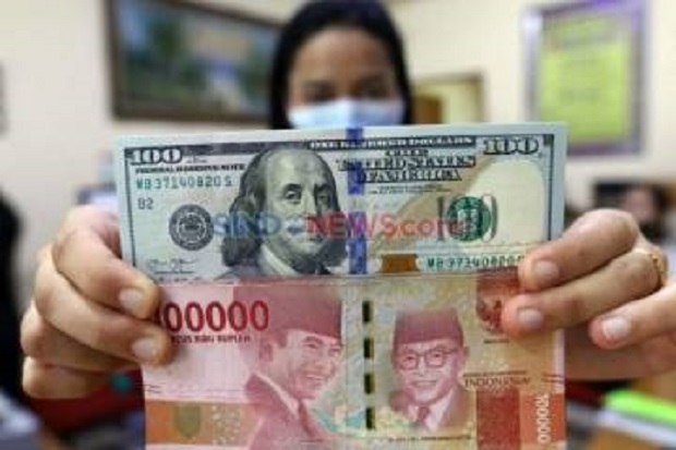 Akhir Pekan, Rupiah...