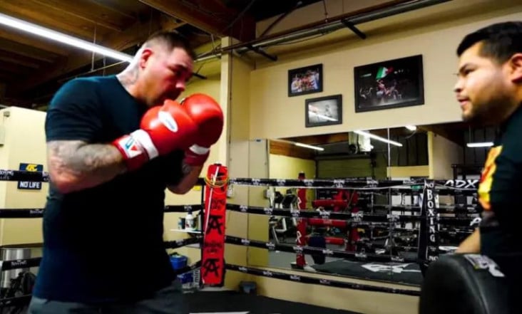 Andy Ruiz Gempal Ancam...