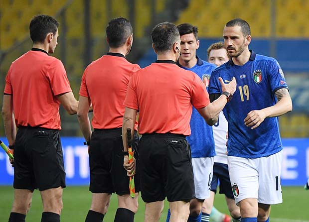 Leonardo Bonucci Bikin...