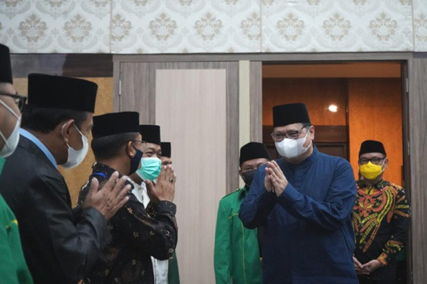 Buka Kongres Ikhwanul...