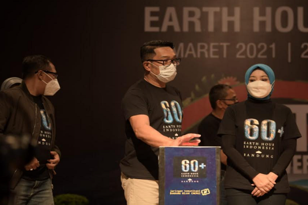 Peringati Gerakan Earth...