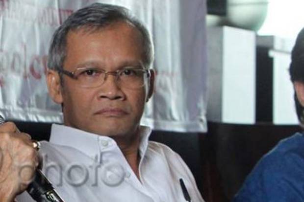 Lewat Rumah Seni Budaya,...