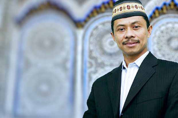 Imam Shamsi Ali: Bom...
