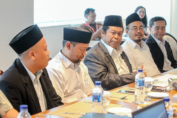 Teror Bom di Makassar,...