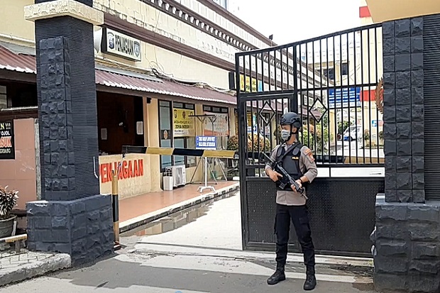 Mapolrestabes Makassar...
