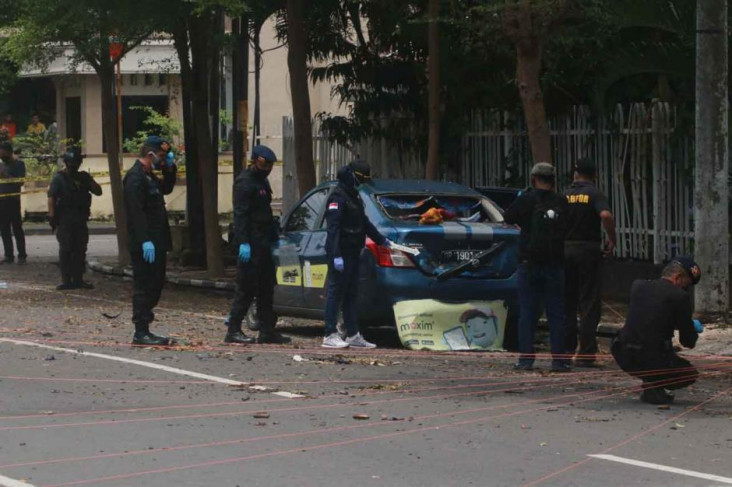 Menko PMK Kecam Aksi...