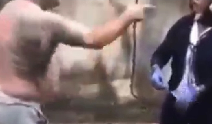 Viral, Bule di Bali...