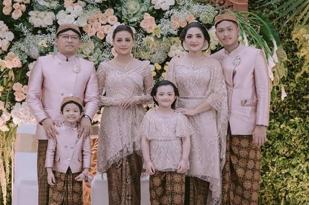 Jelang Menikah, Aurel...