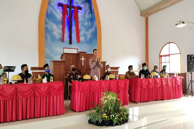 Kapolres Enrekang Bersama...
