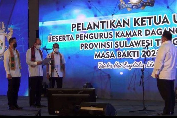 Saat Pelantikan Kadin...