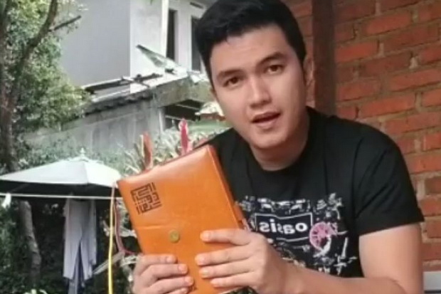 Raup Banyak Dislike,...