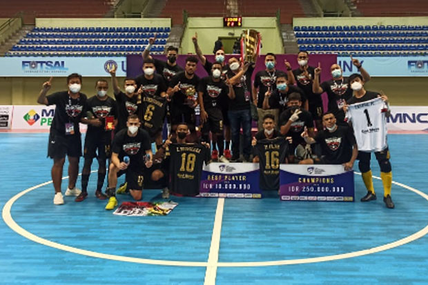 Black Steel FC Manokwari:...