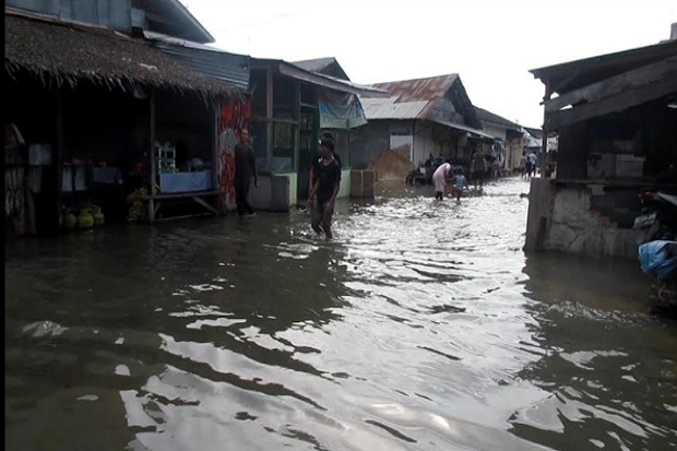 Ribuan Rumah Warga di...
