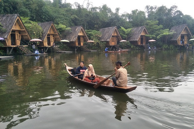 Sektor Pariwisata Menjadi...