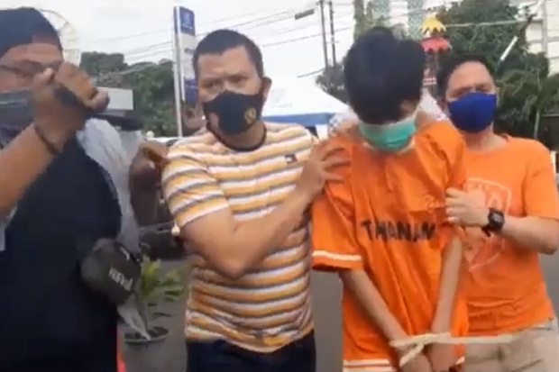 Alpin Andrian Penikam...