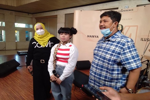 Dikulik Idang Rasjidi,...