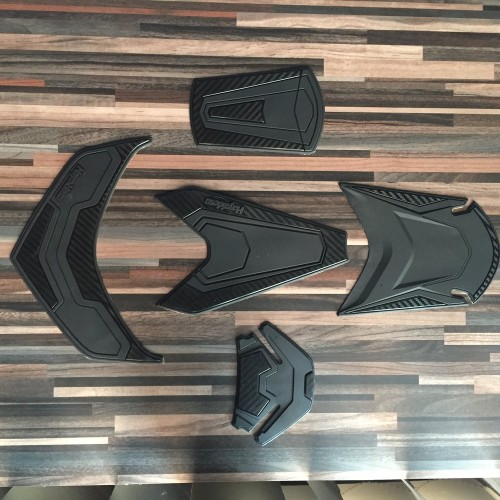 Hayaidesu Body Protector...
