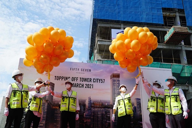 Intiland Gelar Topping...