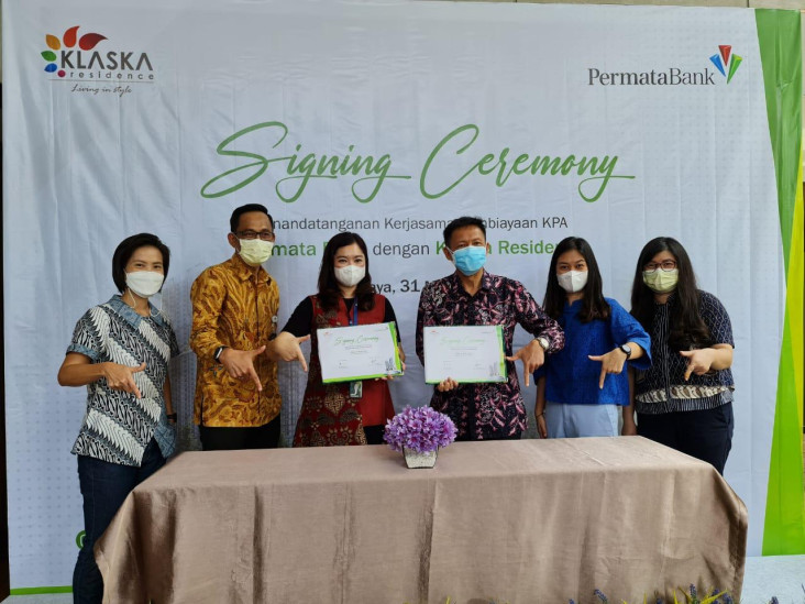 Sinar Mas Land dan PermataBank...
