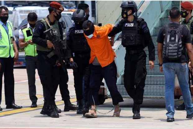 Dua Terduga Teroris...