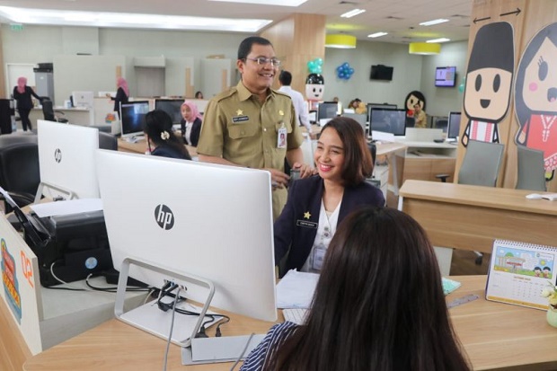 Lagi, Pemprov DKI Raih...