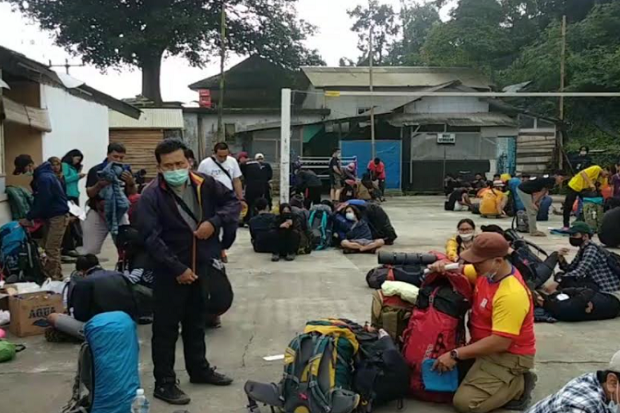 Libur Paskah, Gunung...