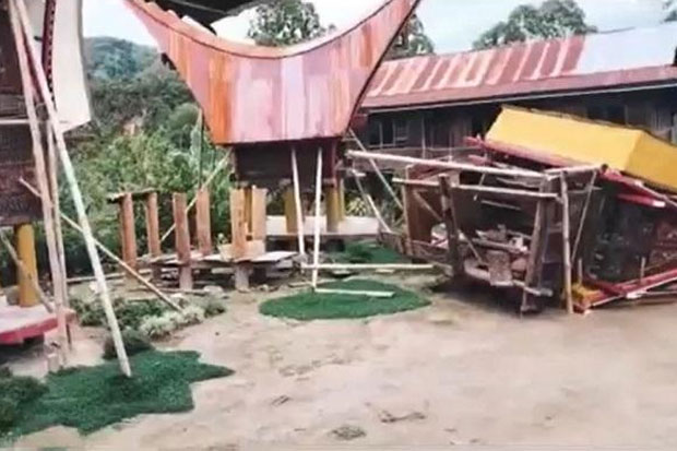 Rumah Adat di Toraja...