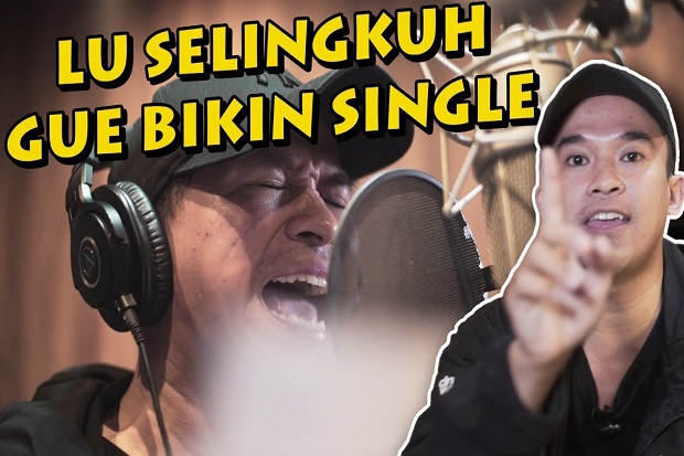 Ayu Ting Ting Ajari...