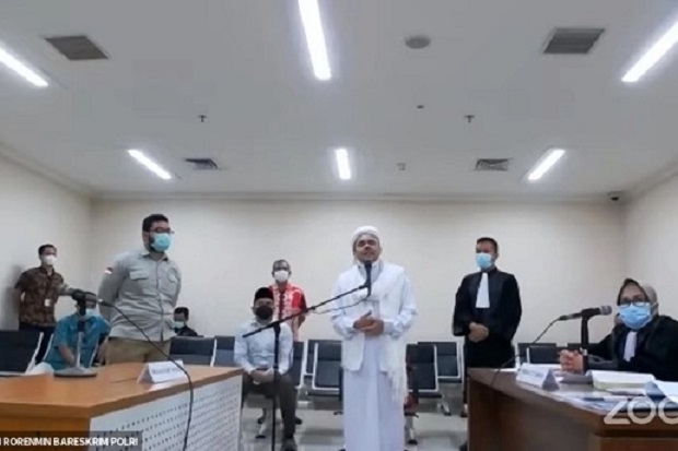 Jelang Putusan Sela,...