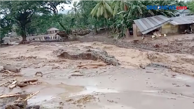 Banjir Bandang di NTT,...