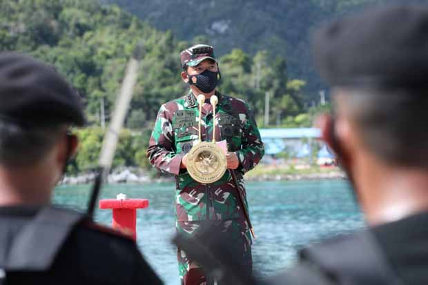 Panglima TNI Resmikan...