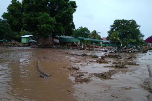 Dampak Bencana di NTT,...
