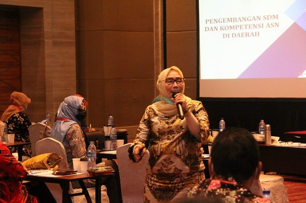 Kemendagri Tegaskan...