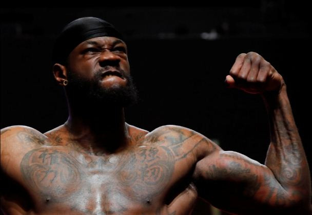 Deontay Wilder Badut...