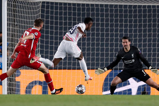 Keok di Madrid, Michael...