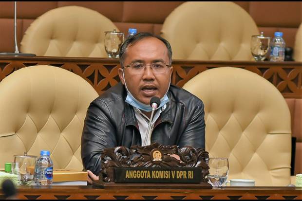 DPR: Aturan Daerah Terkait...