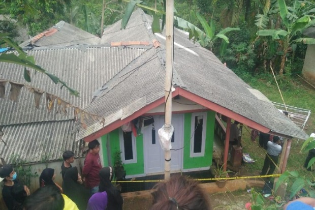 Ibu dan 2 Anak Tewas...