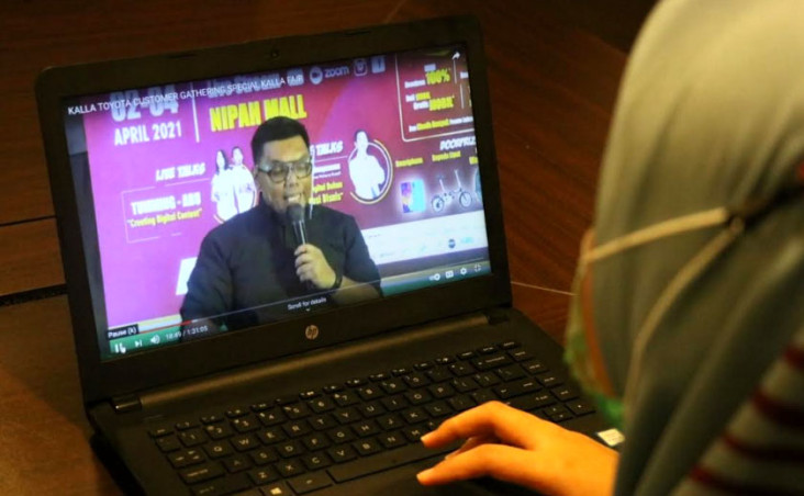 Lewat Talkshow Online,...