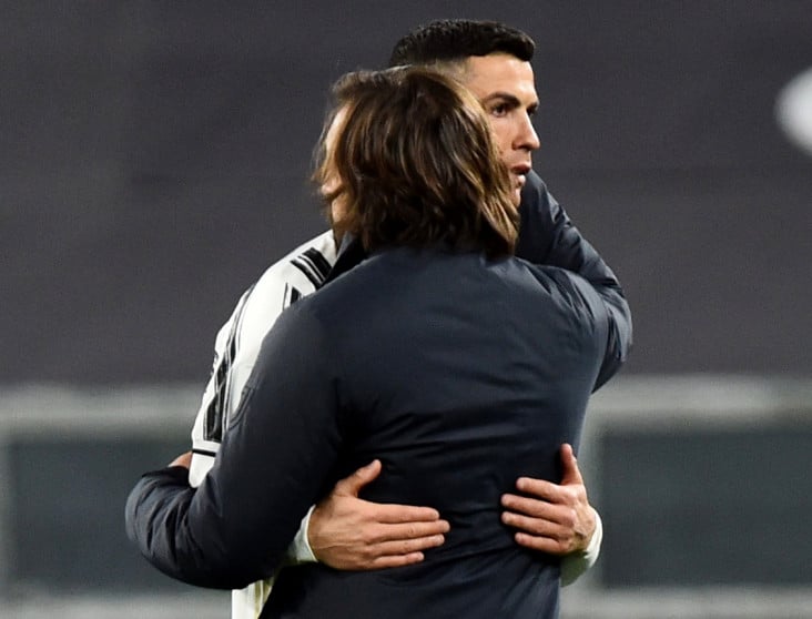 Juventus Kalahkan Napoli...