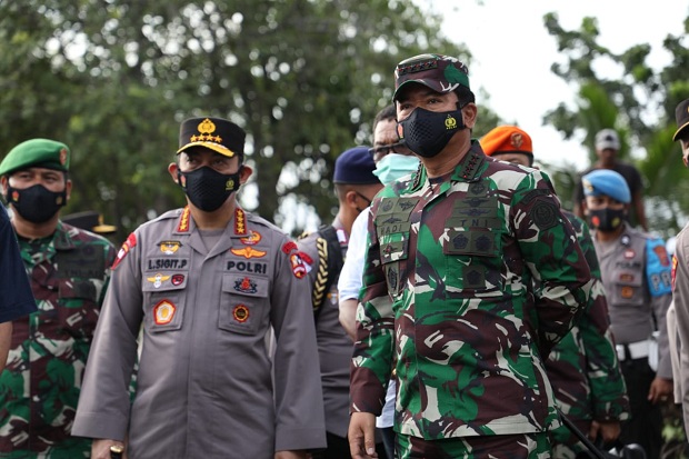 Panglima TNI Bersama...