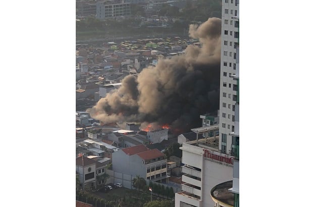 Kebakaran Hebat di Pasar...