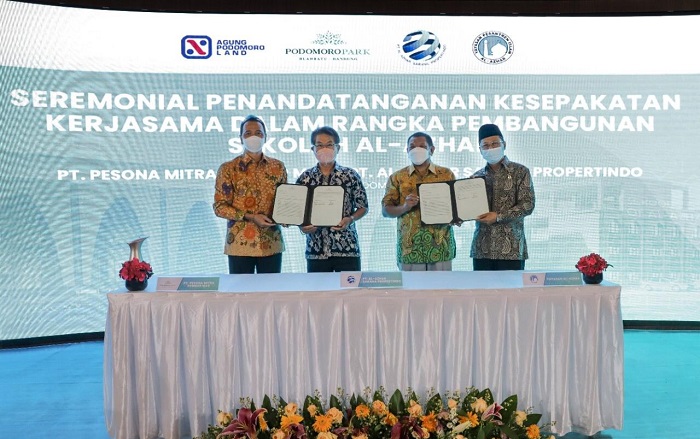 Kembangkan Fasilitas...