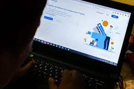 Pandemi Lewat, Program...