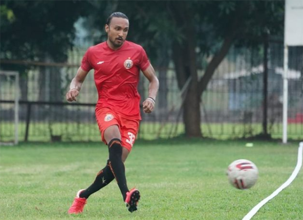 Rohit Chand dan Klok...